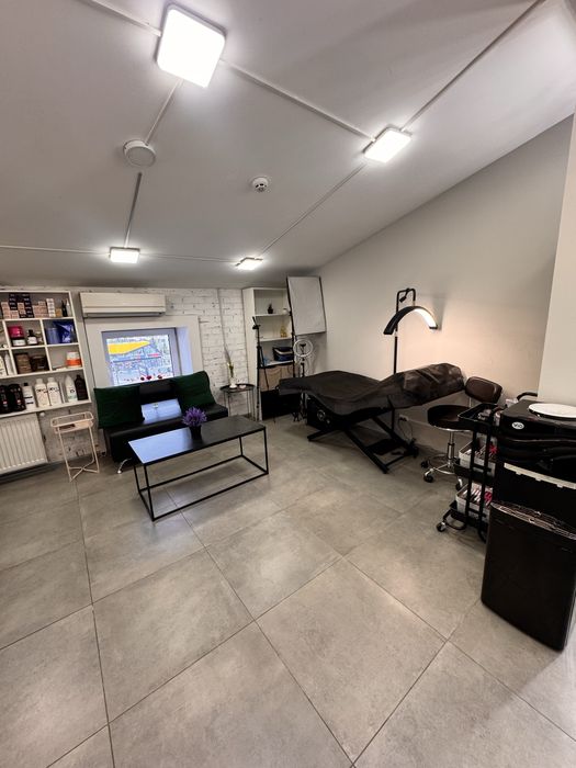 Продаж стуії краси