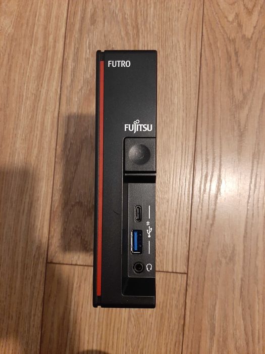 Terminal Fujitsu FUTRO s7011, AMD Ryzen, 8GB RAM