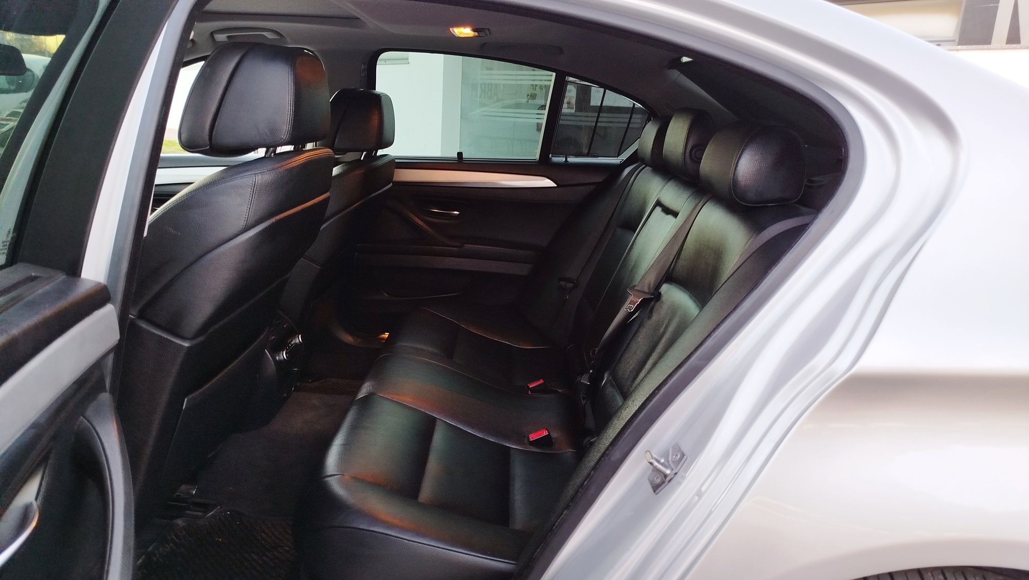 BMW 530d 3.0cc 245cv automático nacional