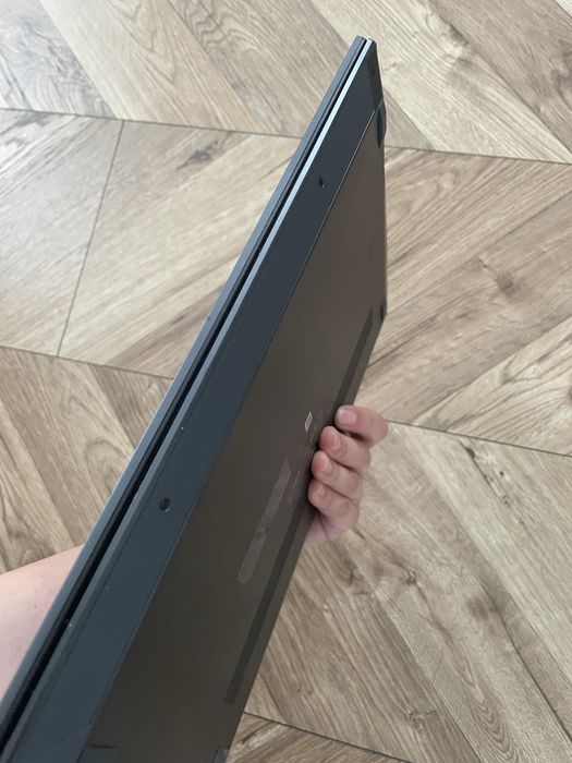 ZenBook 14 UM425QA R5-5600H/16GB/512/Win11