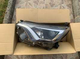 Farol RAV4 Hibrido