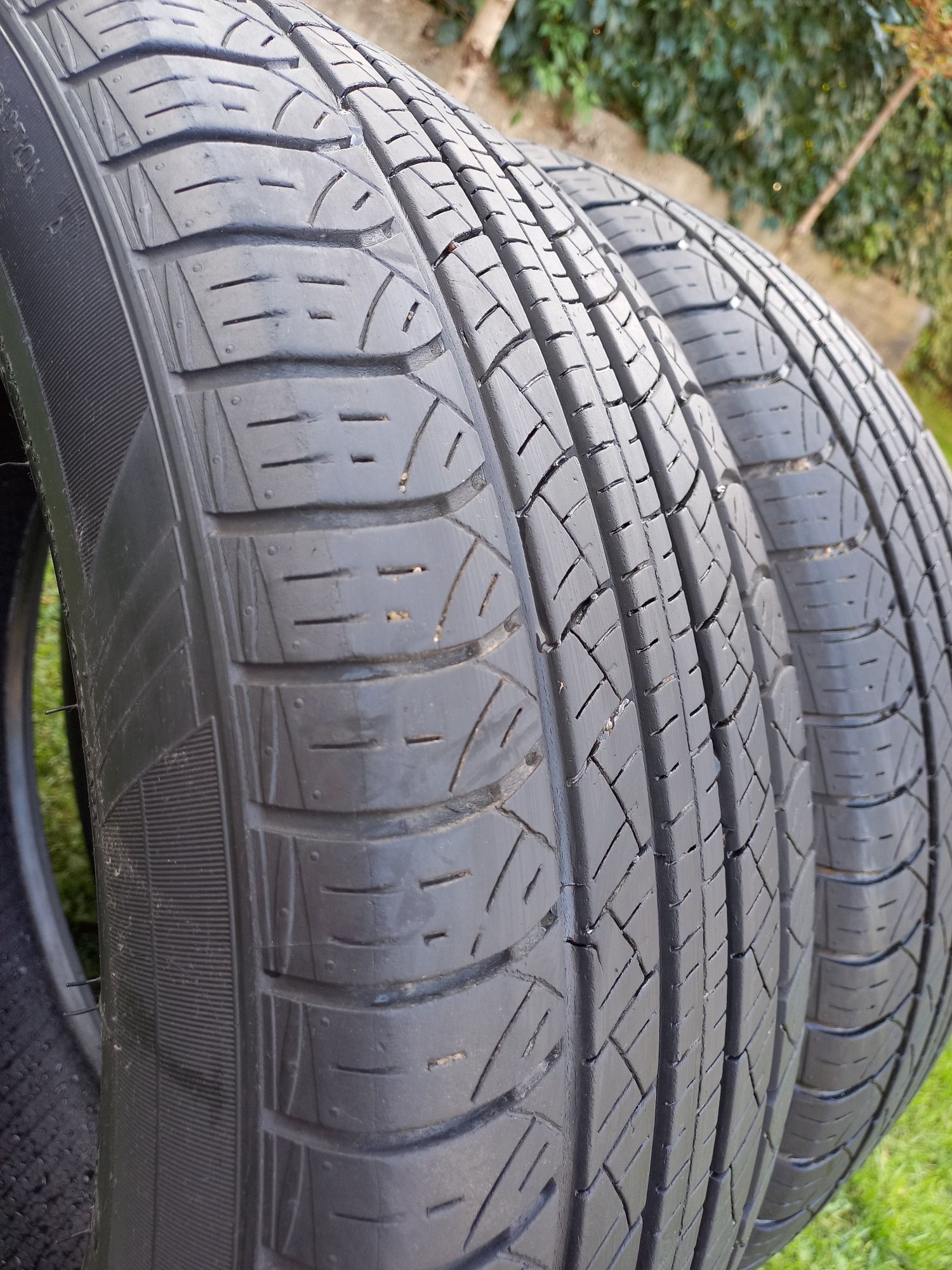 2 letnie opony 215/60 r17