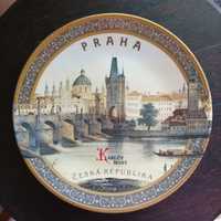 Сувенирная тарелка Прага Карлов мост