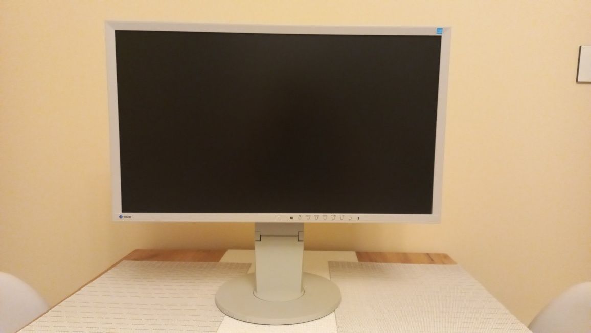 Monitor Eizo 23" całe - FULL HD 1920x1080