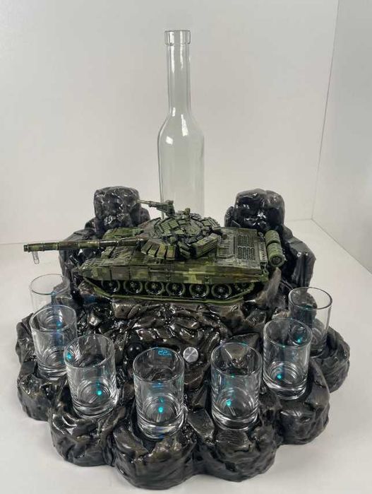 Алкодозатор / наливатор  / автобармен -Танк ,подарунок VIP чоловіків!