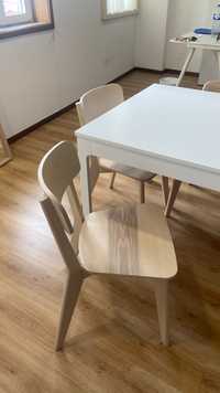 Conjunto mesa com cadeiras ikea