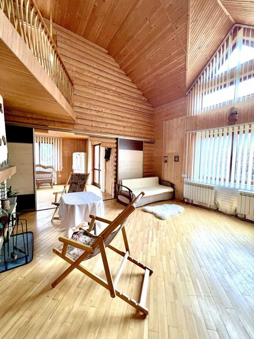 Продаж будинку, вулиця Білогорща