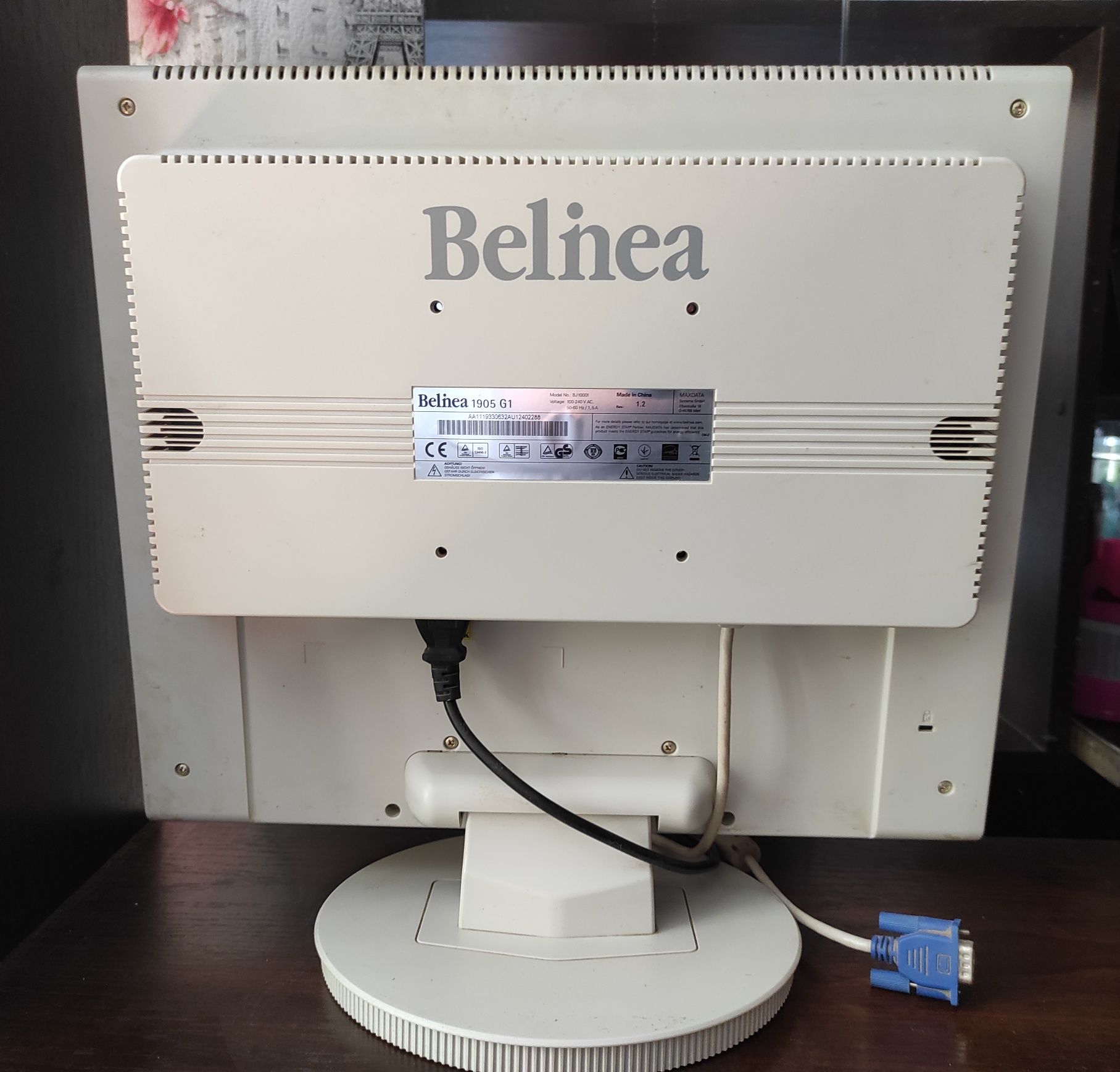 Монитор Belnea  диагональ 19' 
TFT под ремонт