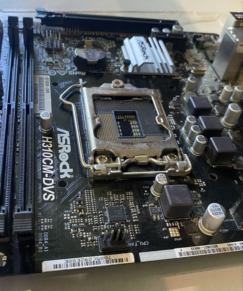 ASRock H310CM-DVS | Socket LGA1151 | DDR4 | MicroATX