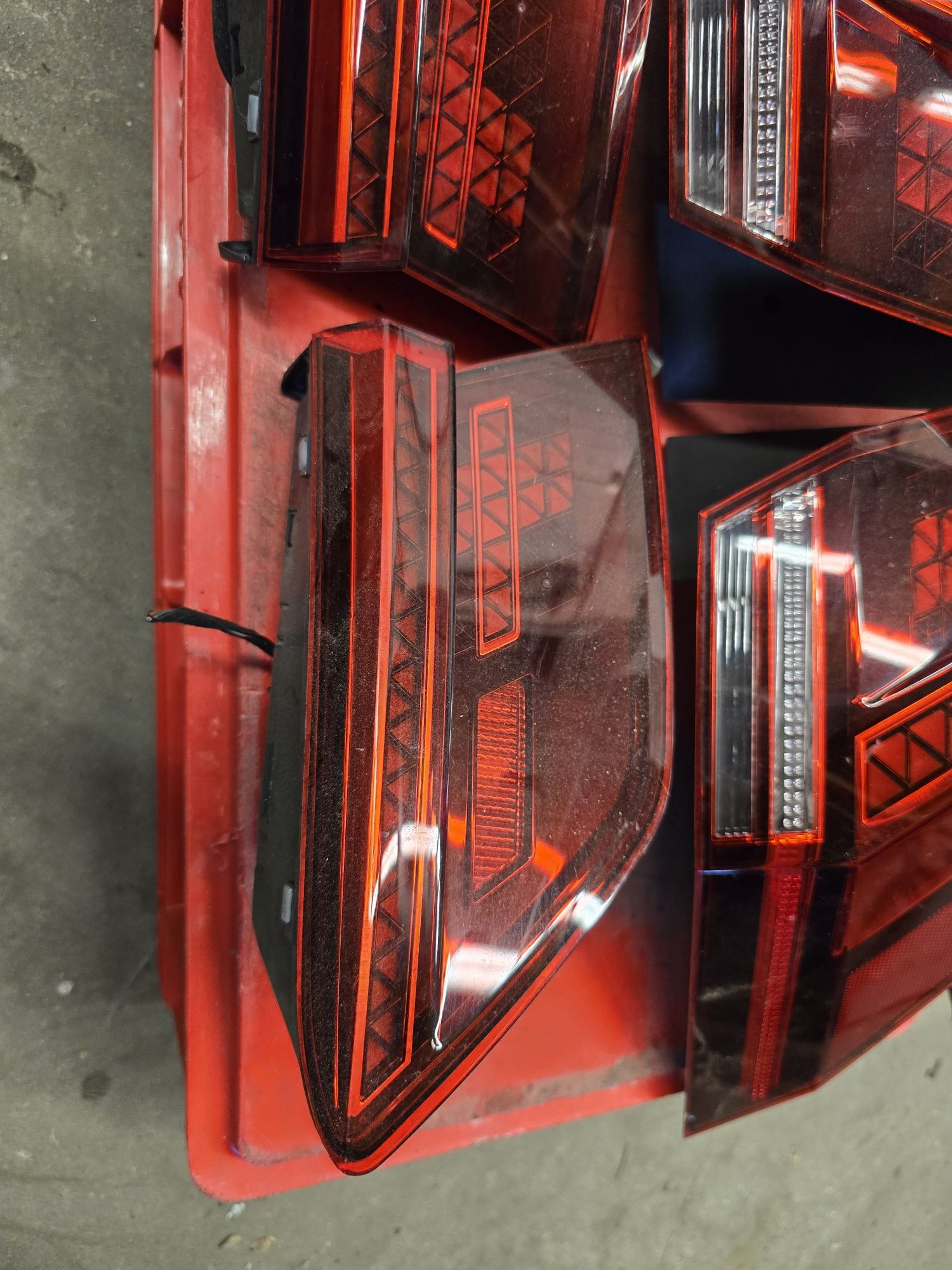Lampy lampa tył tiguan 2 5NA