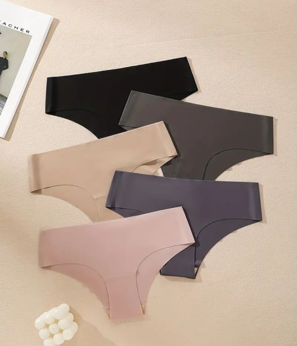 Однотонні безшовні труси