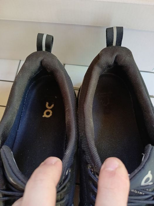 Кросівки ON-Running WATERPROOF (45р.29 см)