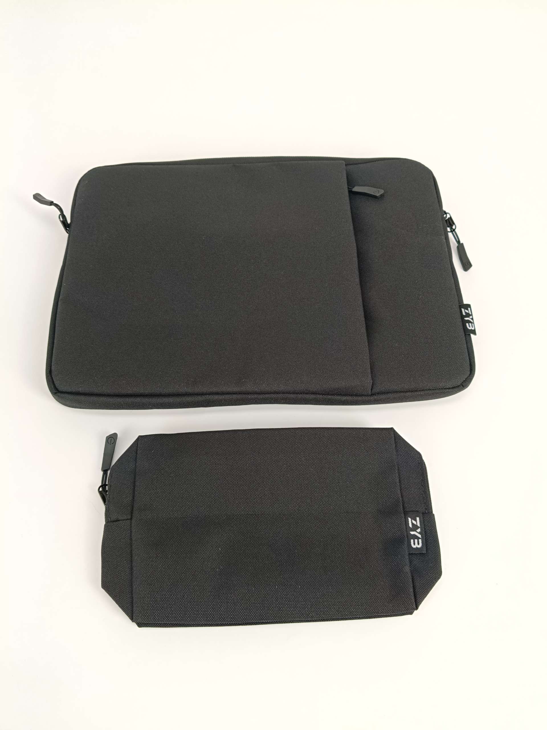 Pokrowiec na laptopa Zyb 13