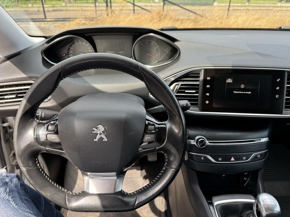 Peugeot 308 sw 1.2 130KM