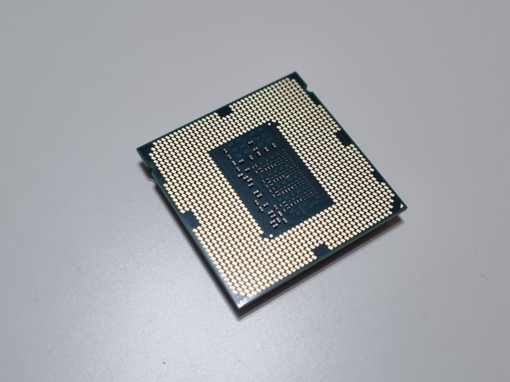 Procesor Intel Core i7-4770 CPU 2x 3.40 GHz + chłodzenie
