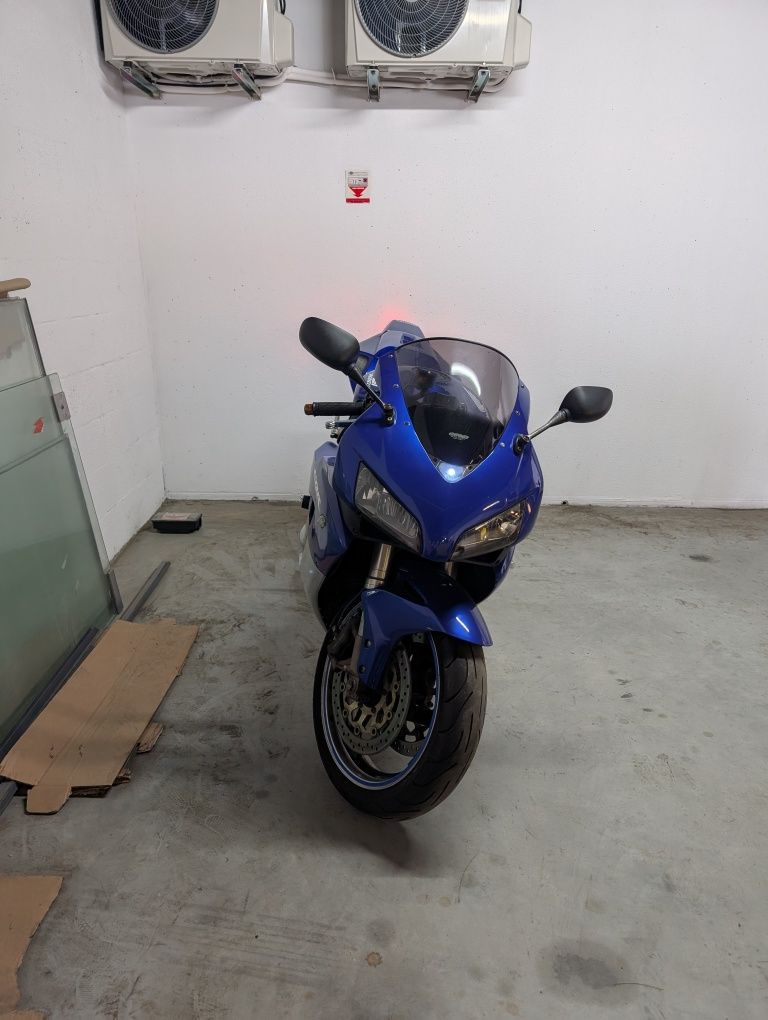 Honda CBR Fireblade 1000 RR (2005)