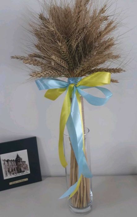 Ячмінь, пшениця, солома, доставка до двору.