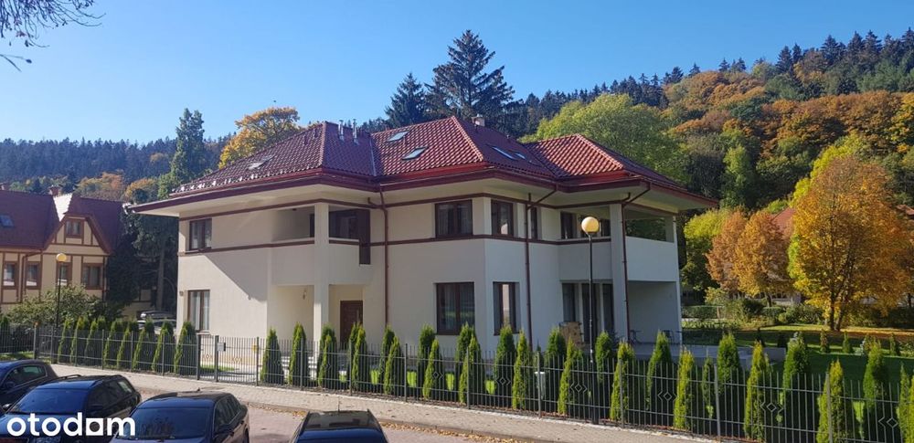 Dom / Pensjonat Willa Chopina 12 w uzdrowisku Duszniki Zdrój