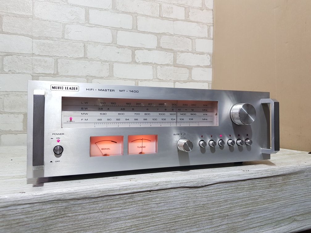 AM/FM стерео тюнер Music Leader MT-1400 б/у з Німеччини