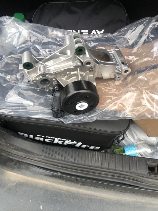 Помпа Х5 G05 на B58 мотор