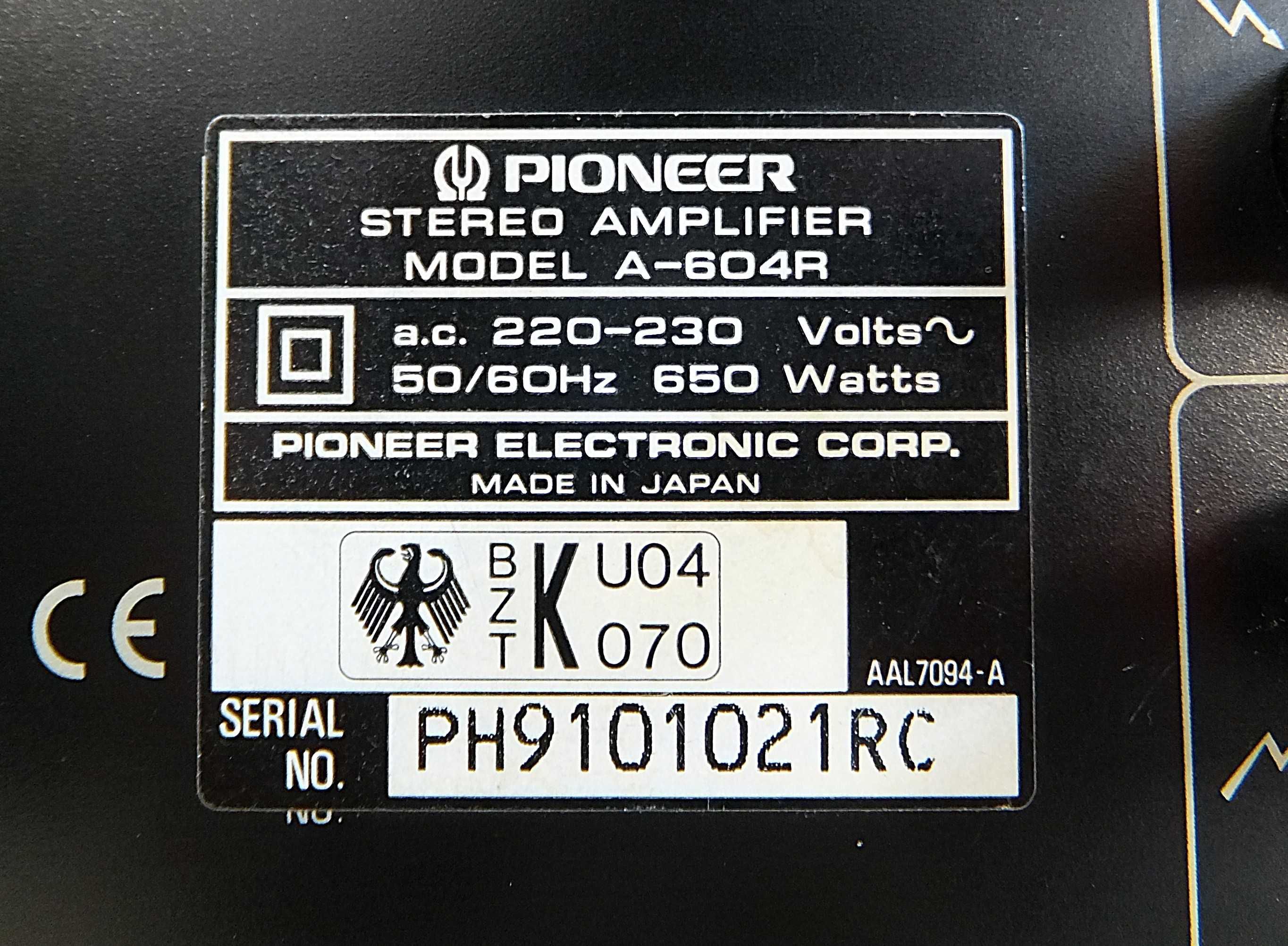 Solidny wzmacniacz stereo PIONEER A-604R / 650W
