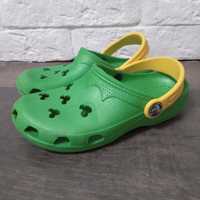 Крокси босоніжки crocs