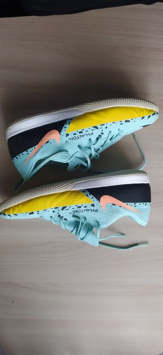 Футзалкі Nike Phantom GT2 Academy DC0765-407