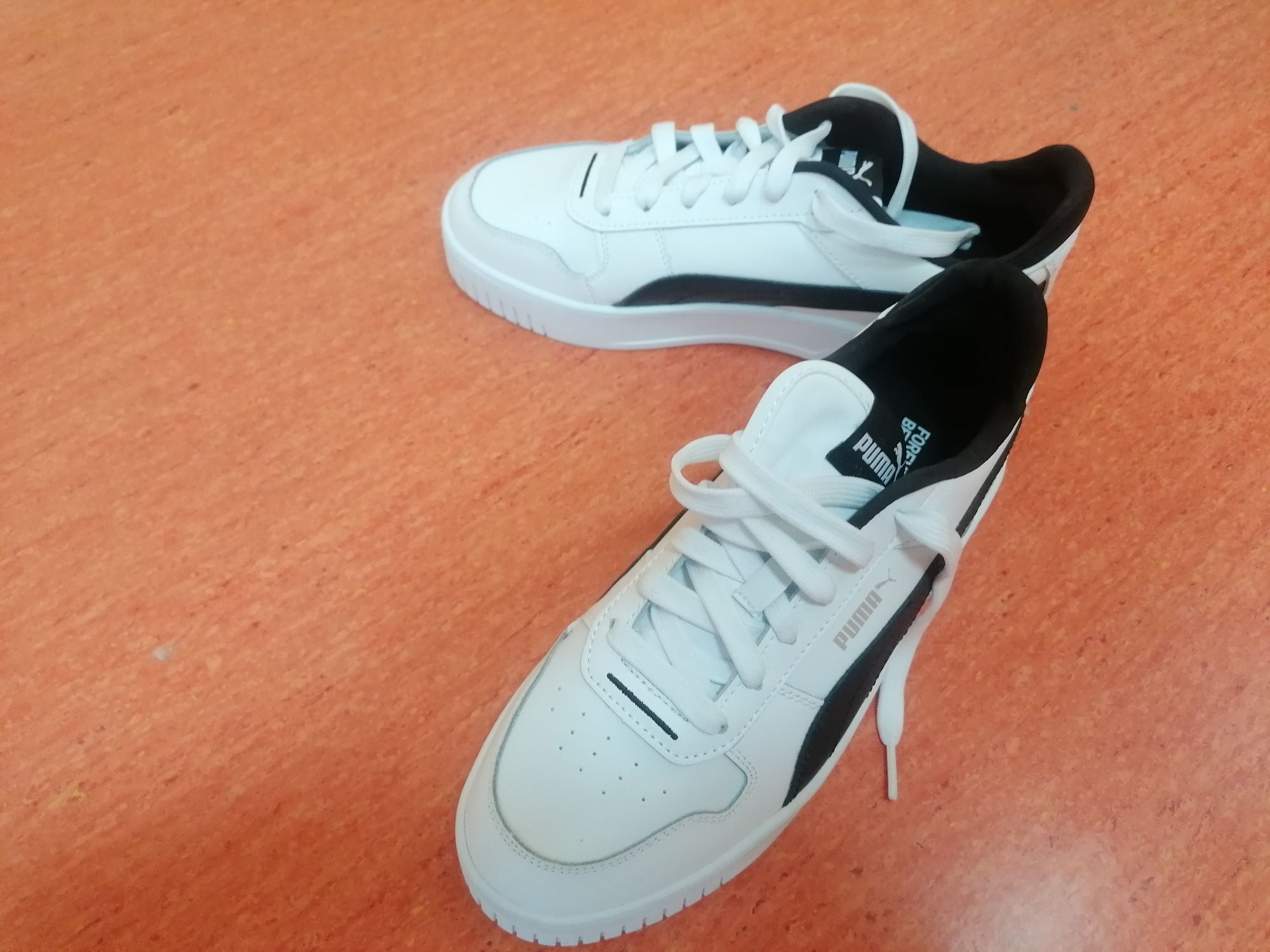 Sneakersy damskie Puma 40,