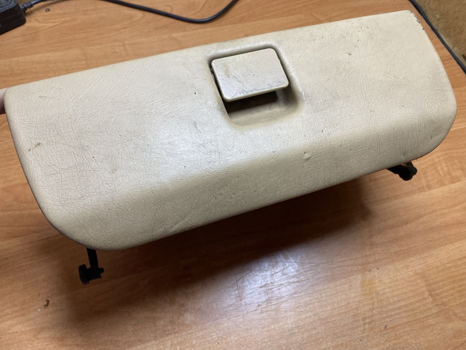 Бардачок пасажира, ящик вещевой для Mercedes Ml163