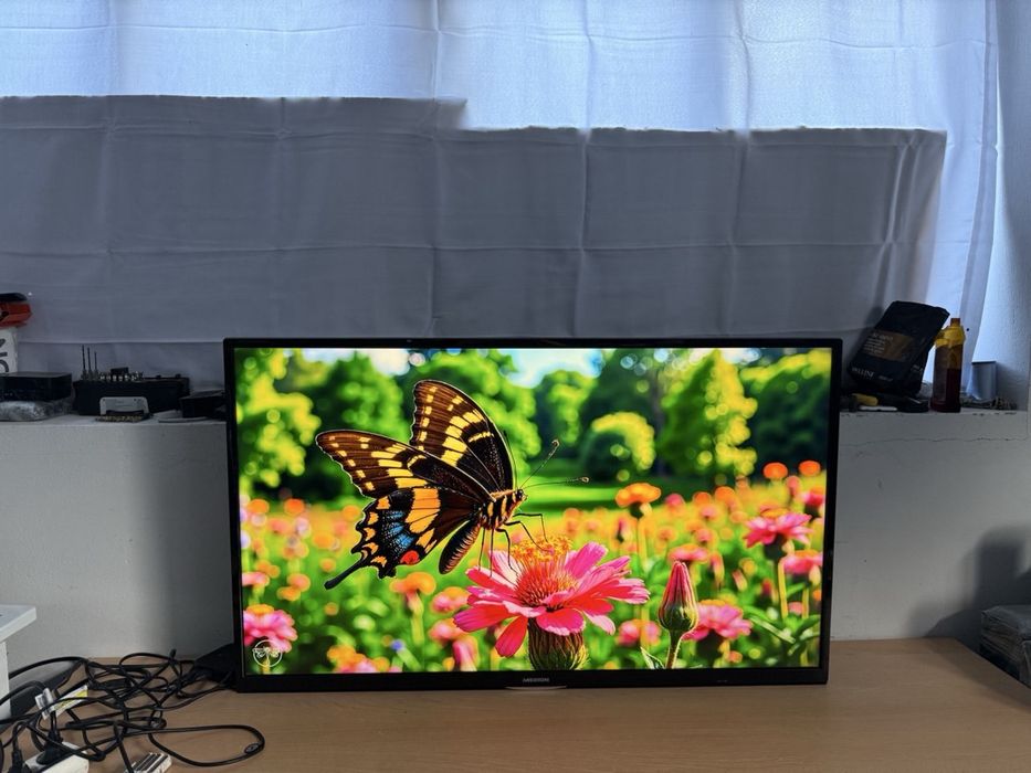Телевізор Medion / 43” / 4K UHD / Smart TV / DVB-T2