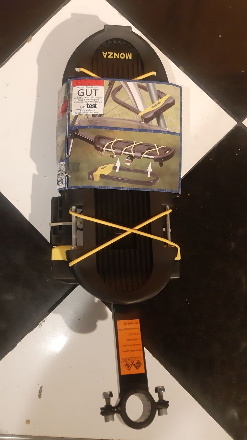 Bagaznik na sztyce + u lock