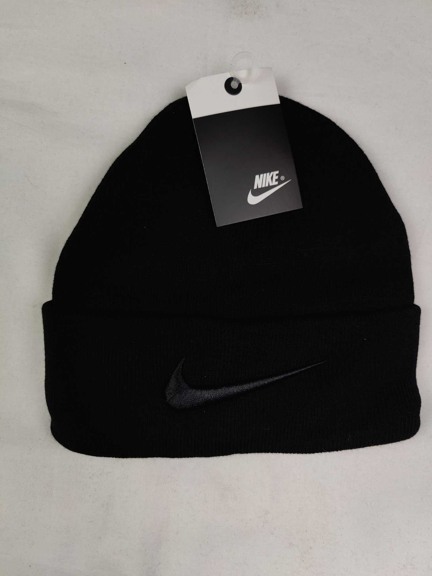 Czapka czapki zimowe unisex Nike Tommy Hilfiger Calvin Klein premium
