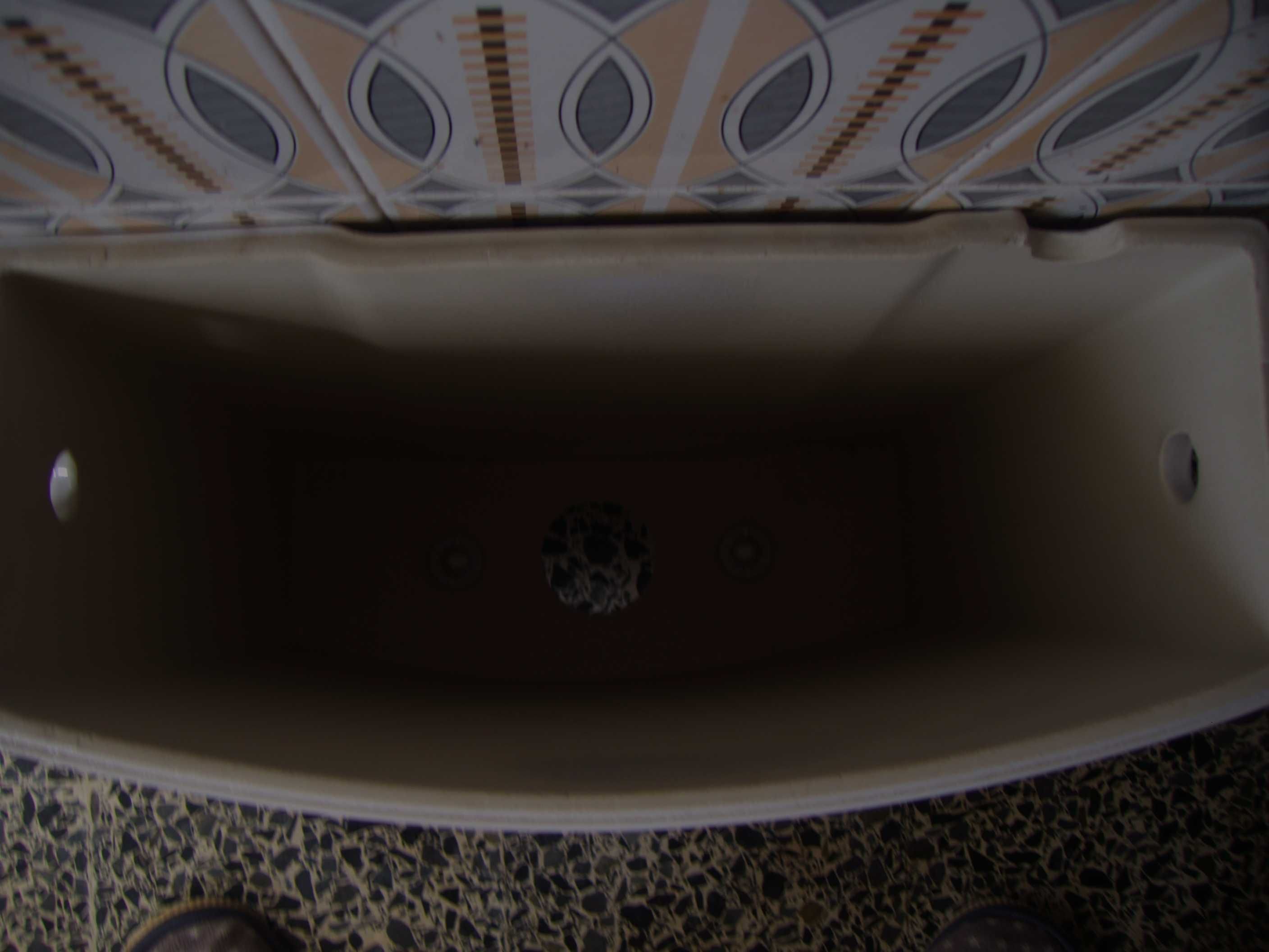Escorra tanque para o vaso sanitário -  Saninduza -