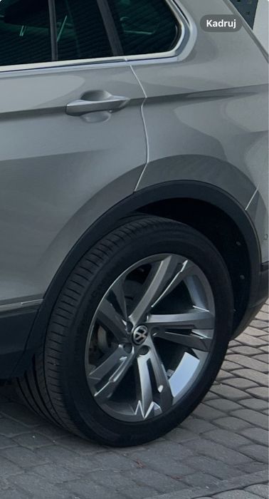 VW Tiguan R line alufelgi 19 koła 255/45 r 19
