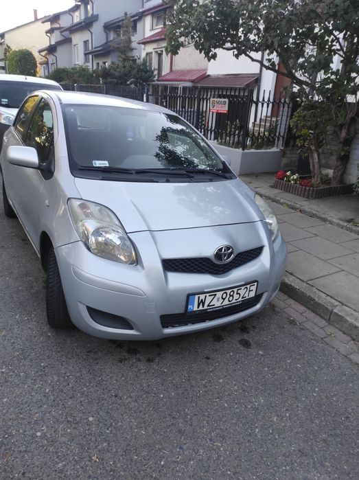 Toyota Yaris 2 1.0 +LPG