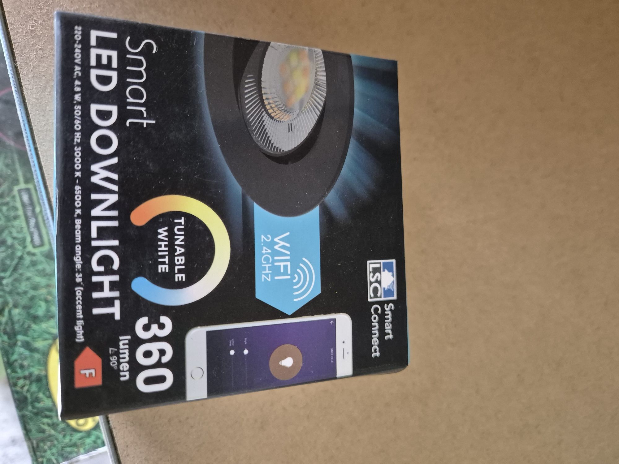 Oczko podtynkowe LSC Smart Connect 4,8 W 360 lumenów