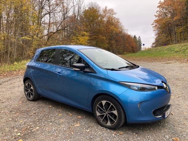 Продам електромобіль Renault zoe