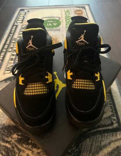 NikeAir Jordan4Retro R.39