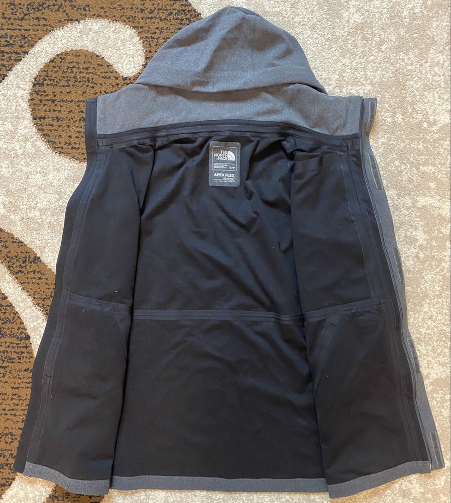 Вітровка The North Face Apex Flex Gore-Tex S-M size