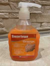 Pasta doczyszczenia rąk Swarfega  Orange 450 ml z pompką