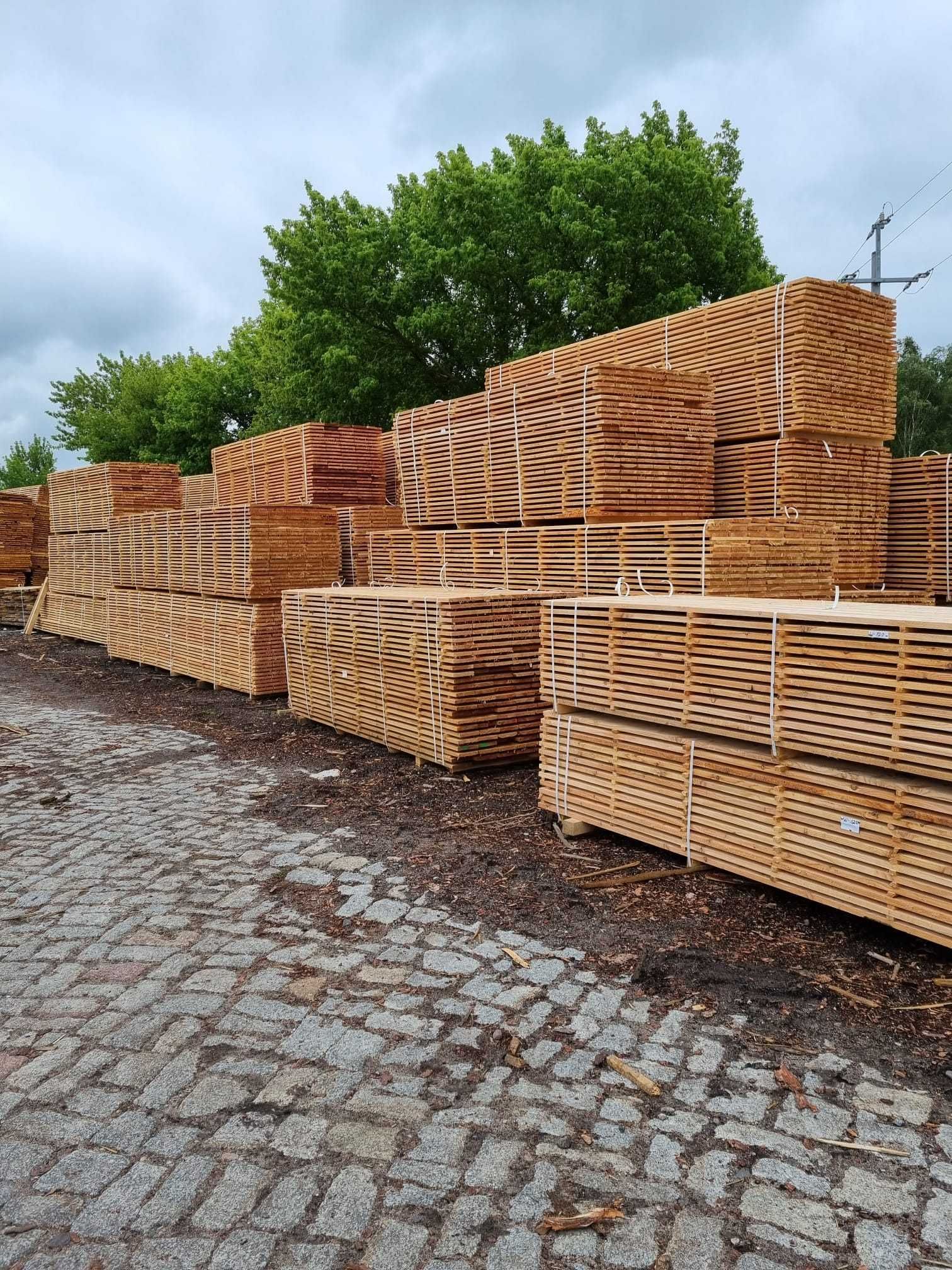 Tartak łaty drewno budowlane modrzew więźba deski