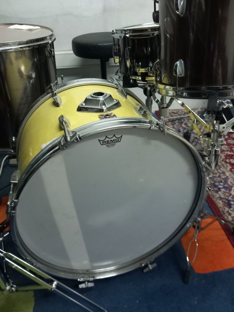 Bombo Tama Swingstar 22"x14" Made in Japan 1982