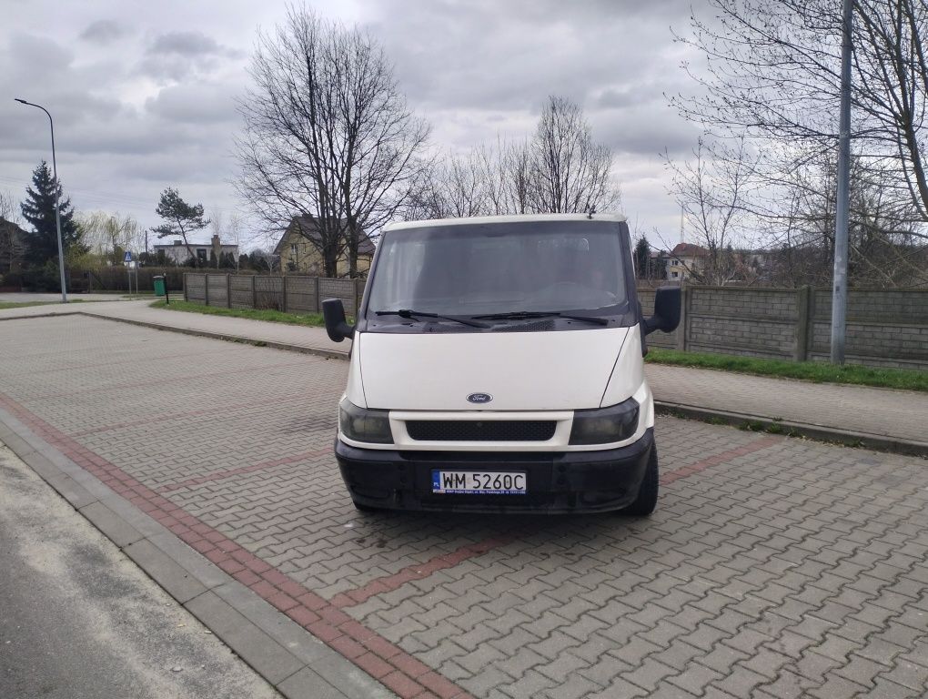 Ford transit 2.0 114km 2004  6 osobowych  Hak