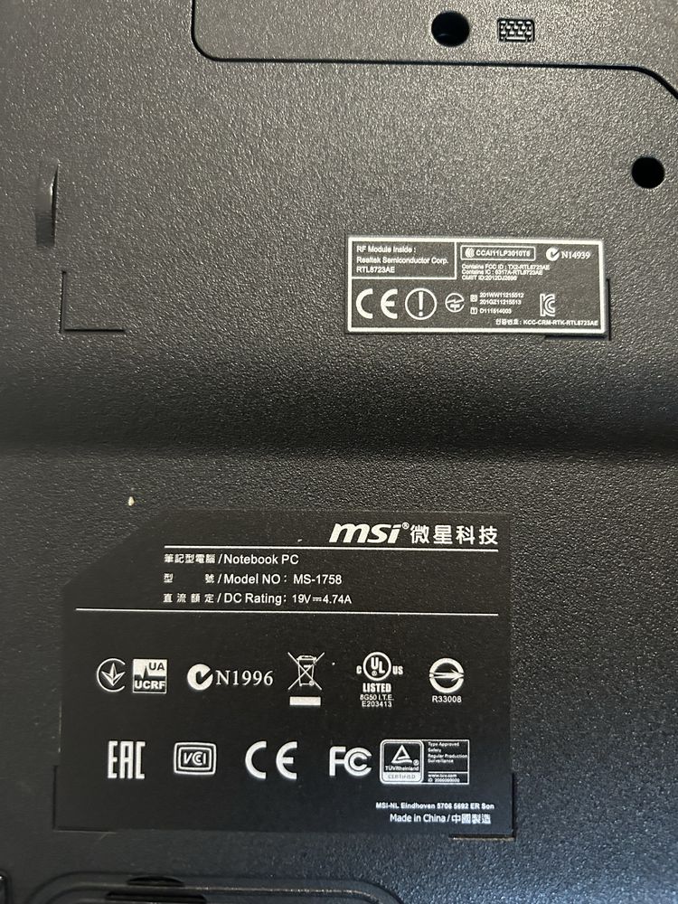 Laptop MSI MS-1758