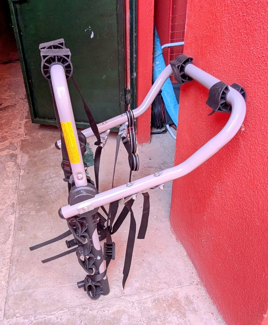 Suporte auto para 3 bicicletas