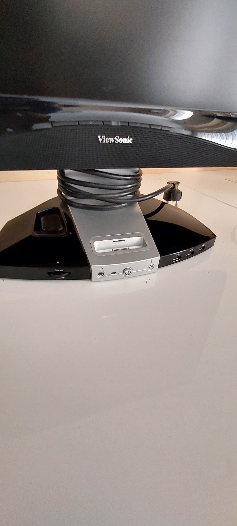 Monitor 22"  ViewSonic VX2245wm