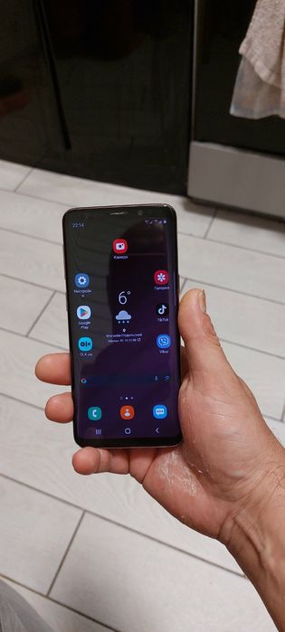 Samsung s9 хорошее сост. 6.64гб.