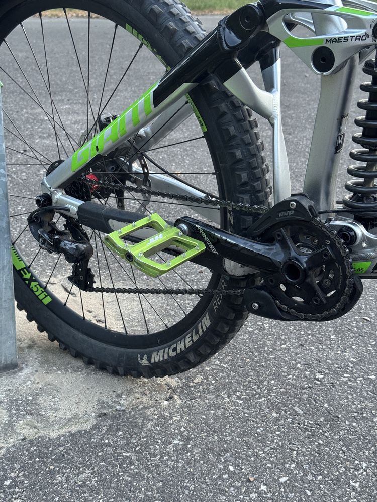Giant Glory 1 2019 DVO Edition (full, dh)