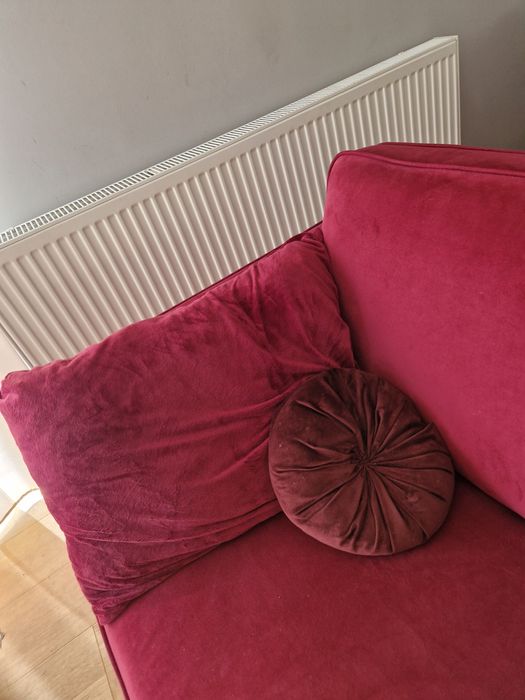 Sofa burgund ciemniejsza  miękka i mega wygodna Velvet burgundowa  we