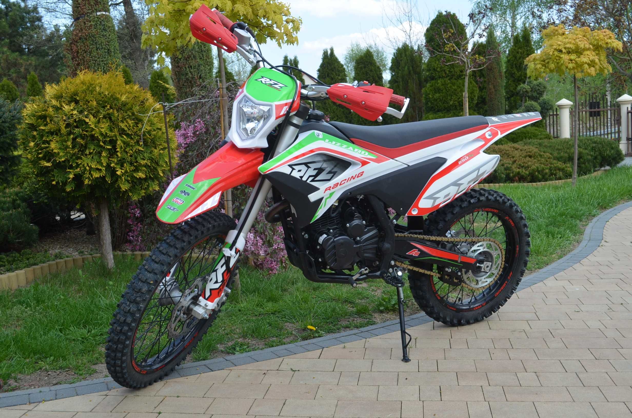 APOLLO lizzard RFZ 250cc jak NOWY